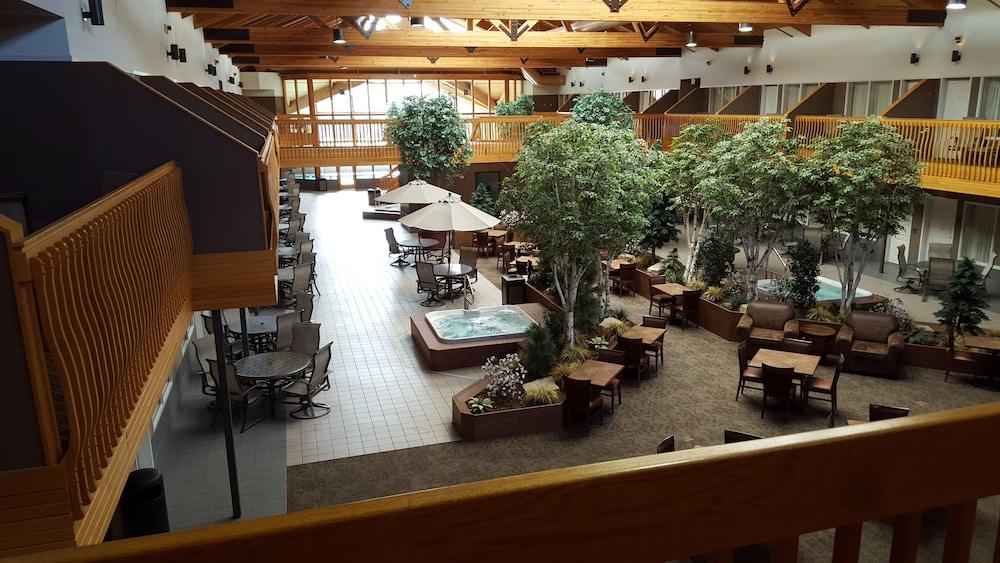 C'mon Inn&Suites Fargo Extérieur photo
