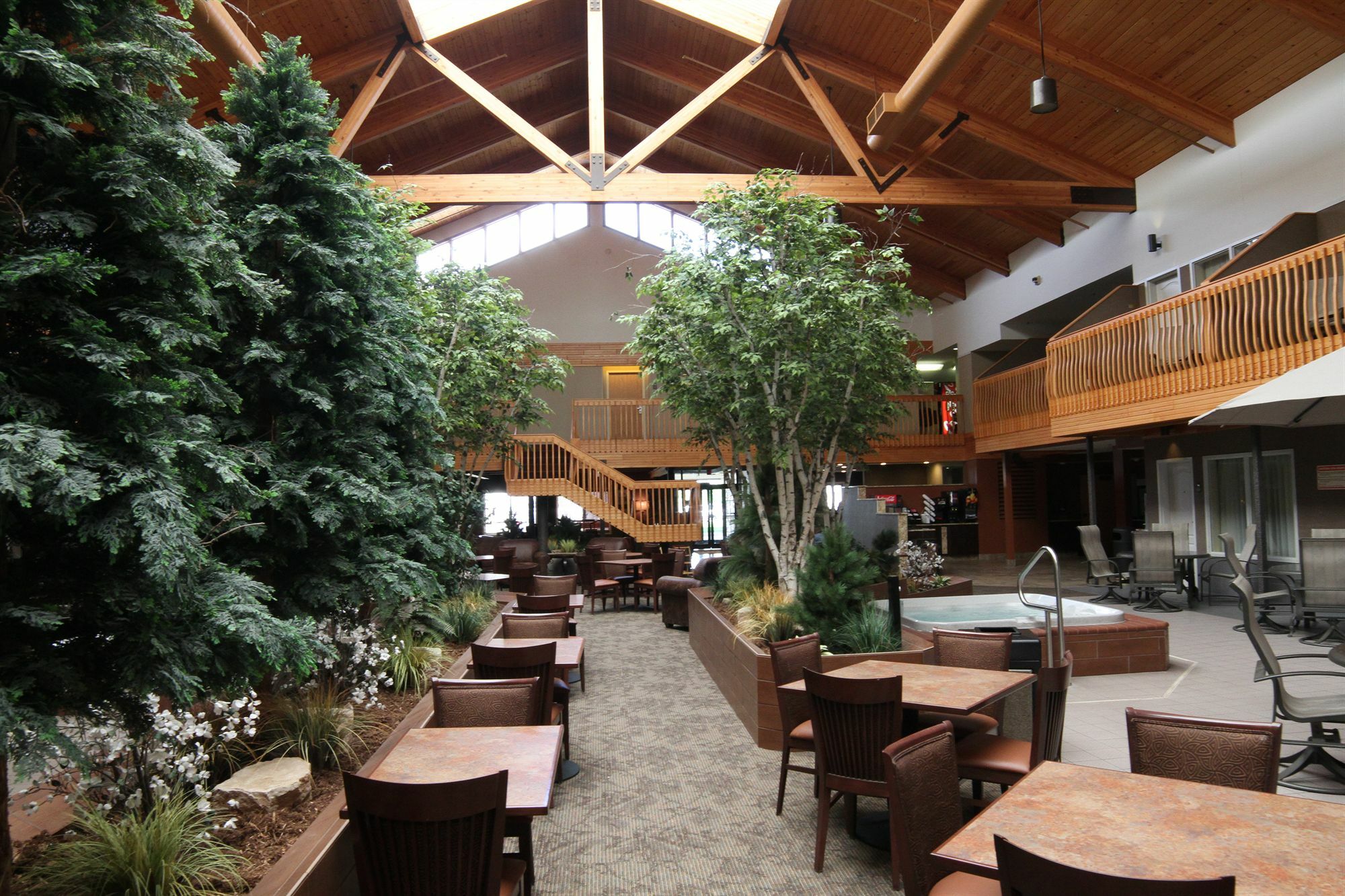 C'mon Inn&Suites Fargo Extérieur photo