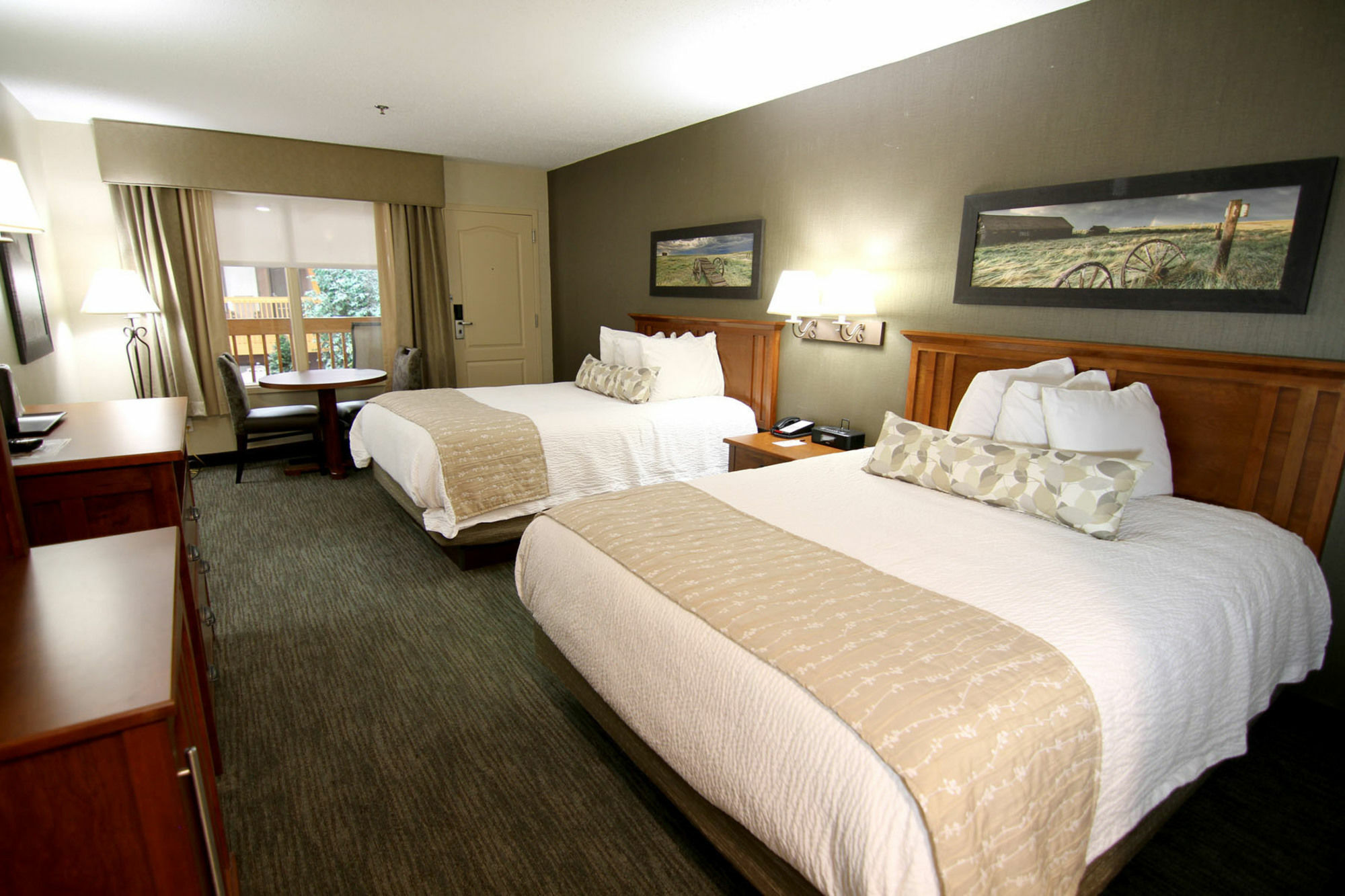 C'mon Inn&Suites Fargo Extérieur photo